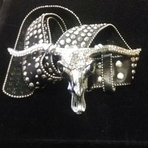 Stunning! Crystal cow skull belt! Sz.S/M